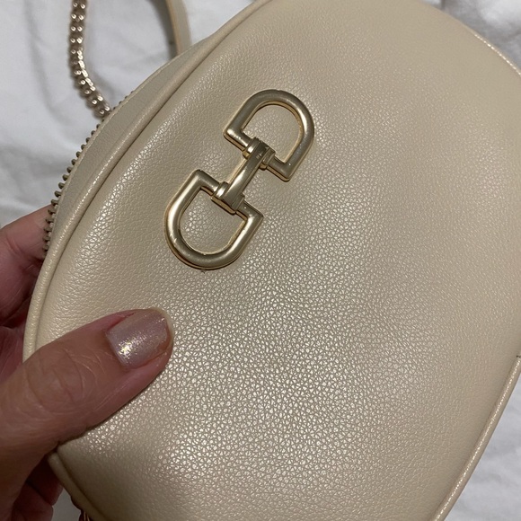 H&M crossbody bag in cream color - Picture 4 of 4